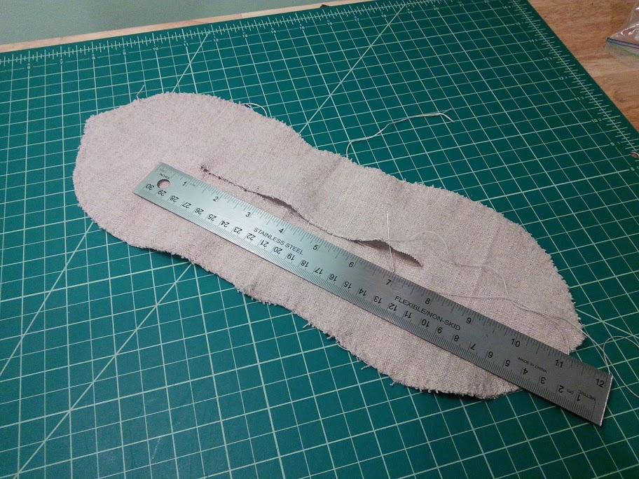 making-pouch-04-cut-and-bind-slit.jpg