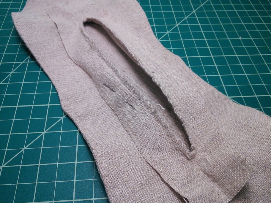 making-pouch-10-overcast-facing-to-pouch.jpg