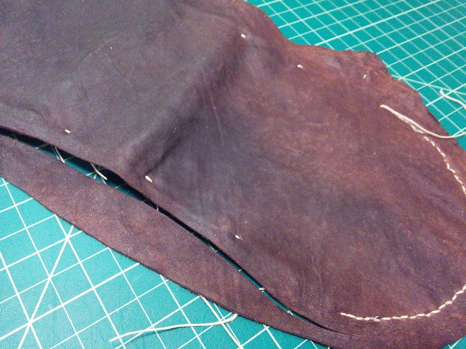 making-pouch-24-trimming-leather.jpg
