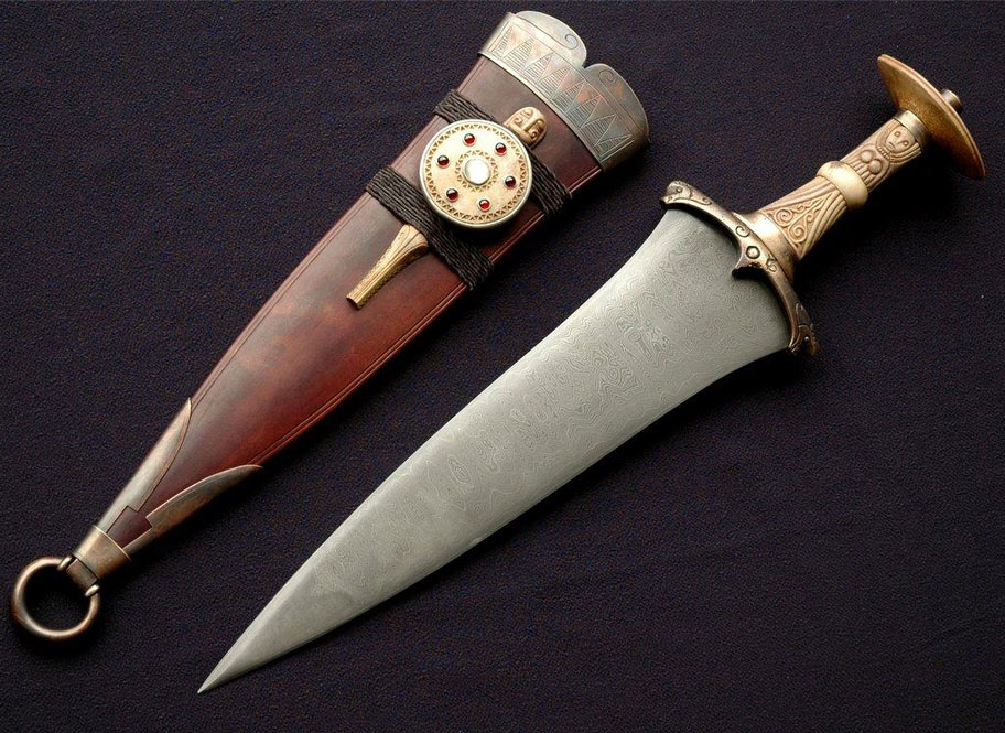 merf-forochel-seax-thread-04-arctic-fire-2013-dagger.jpg