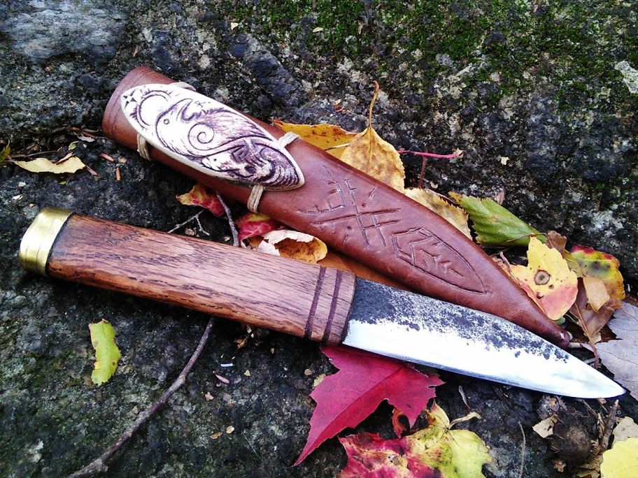 merf-forochel-seax-thread-10-with-blade.jpg