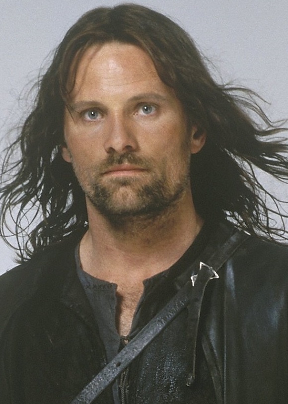 Aragorn-lotr-lord-of-the-rings-37618609-2430-3591.jpg