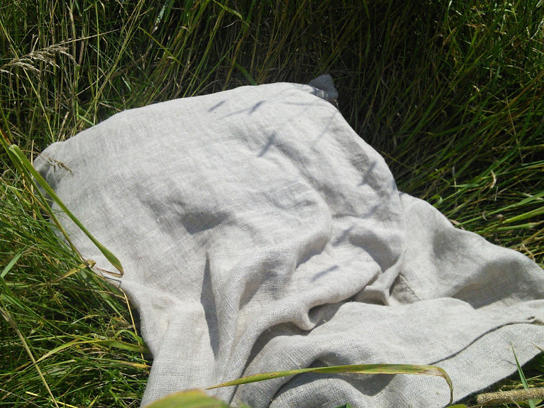 merf-browse-bag-mattress-in-grass.jpg