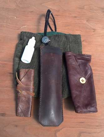 Urthgard_purse_contents_zpssw1oxliq.jpg