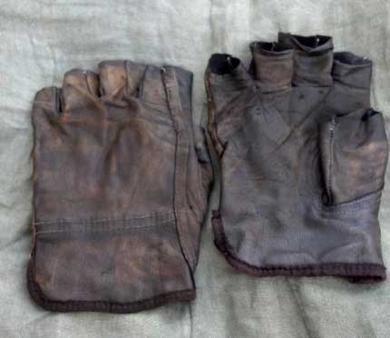 10_Urthgard_Gloves_zpszmtyesaw.jpg