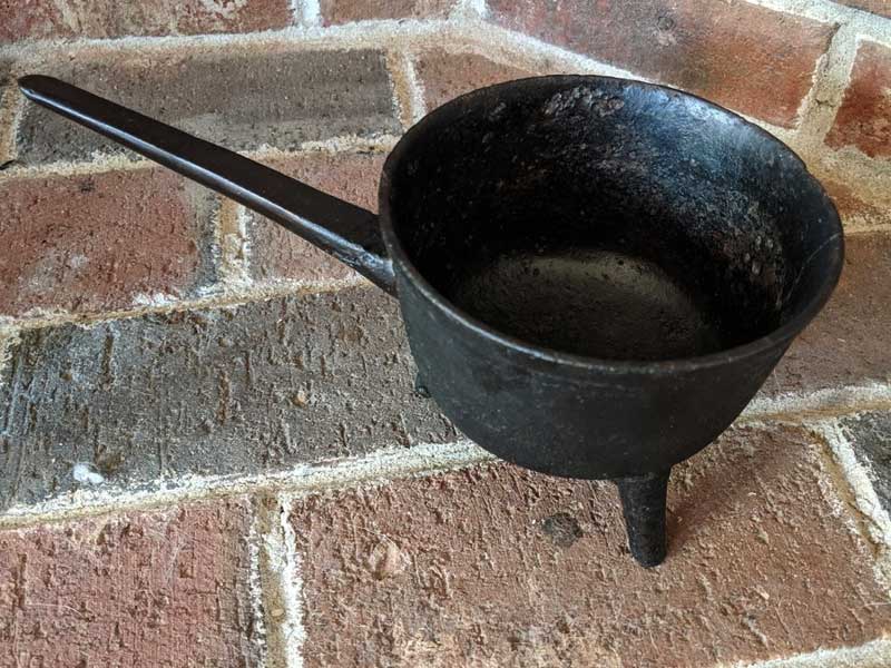 merf-kettles-cast-iron-pipkin.jpg